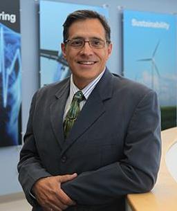 Dr. Ronaldo Luna